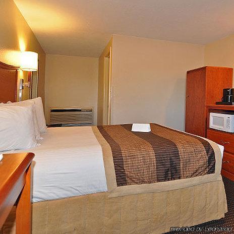 M Star Hotel Searcy Room photo
